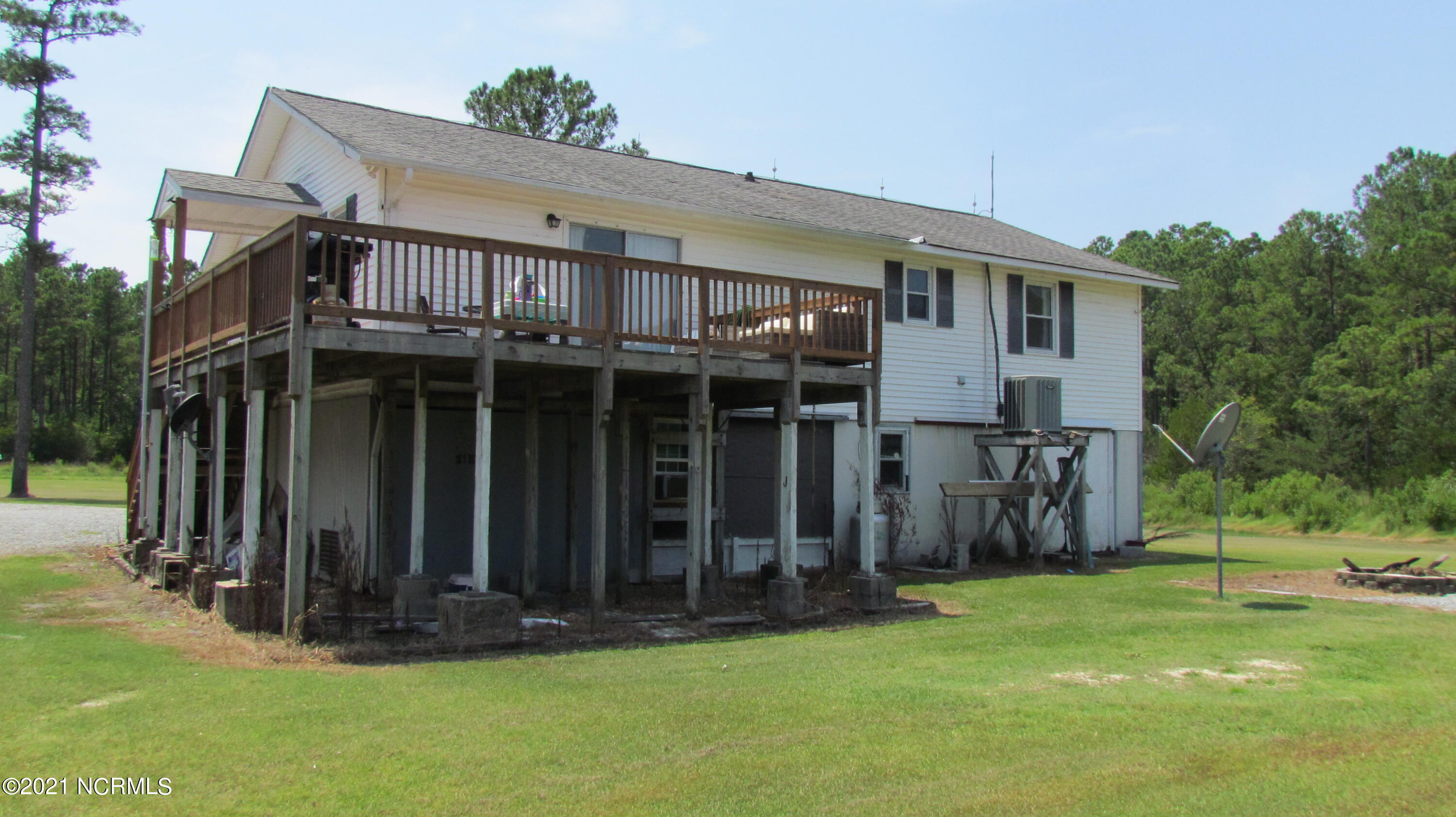 503 Upper Neck Road Bayboro, NC 28515 - Photo 7 of 28 IMG_4305