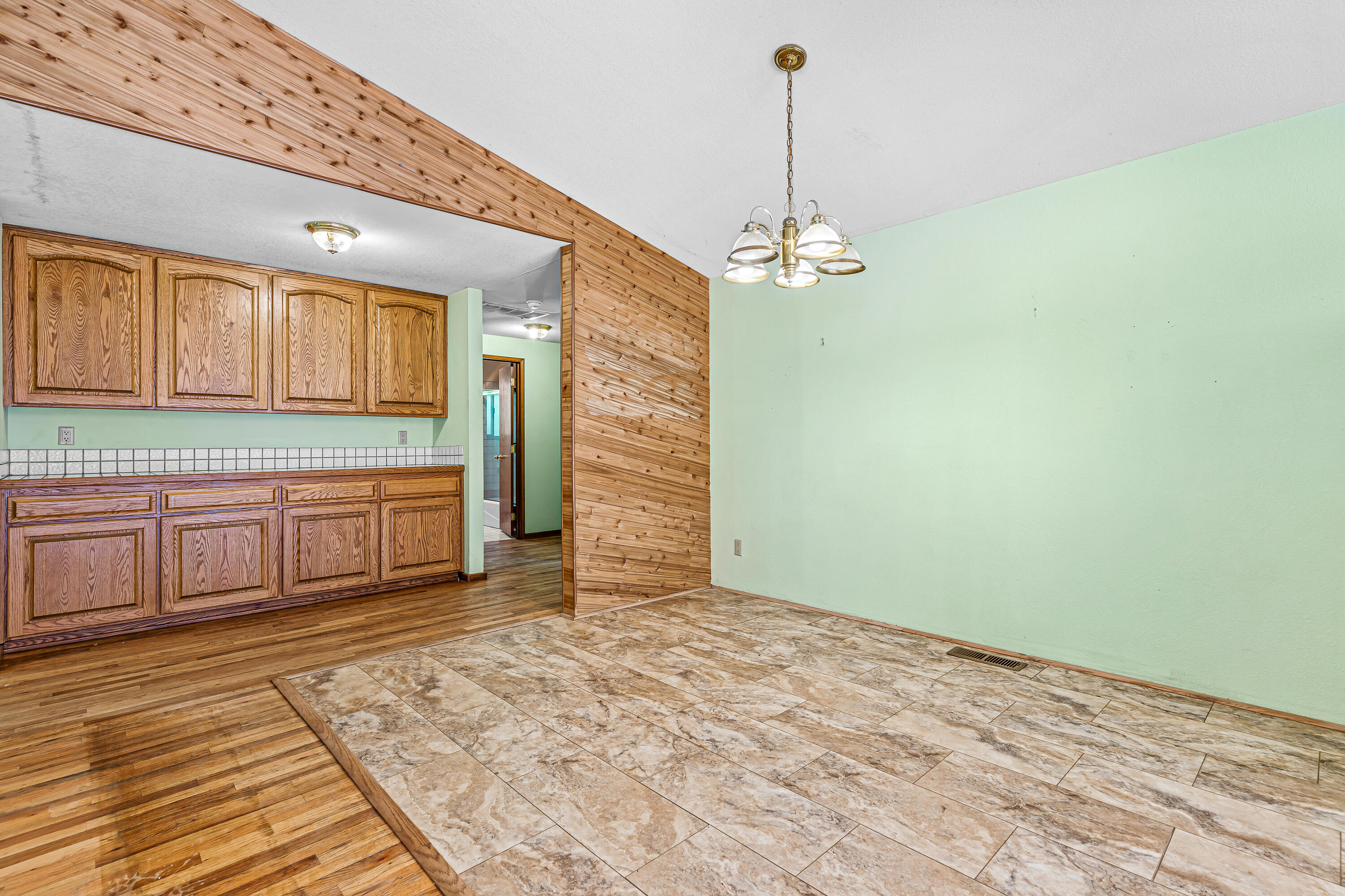 1306 Lewis Road Prospect, OR 97536 - Photo 8 of 66 9R9A9783