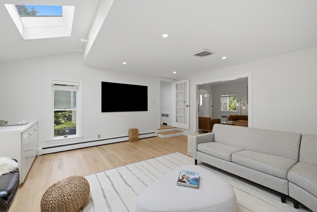 181 Rutledge Road Belmont, MA 02478 - Photo 11 of 40