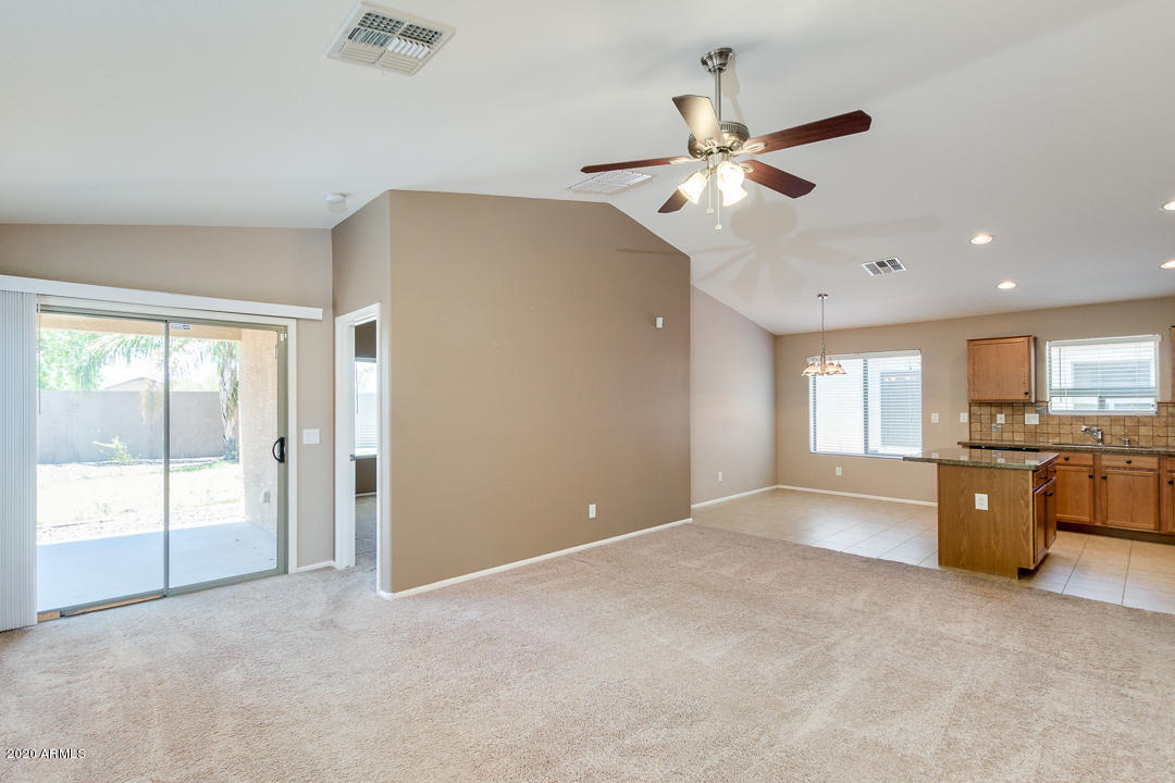 4163 East Graphite Road San Tan Valley, AZ 85143 - Photo 7 of 30 4163 E Graphite Rd., STV AZ (7)