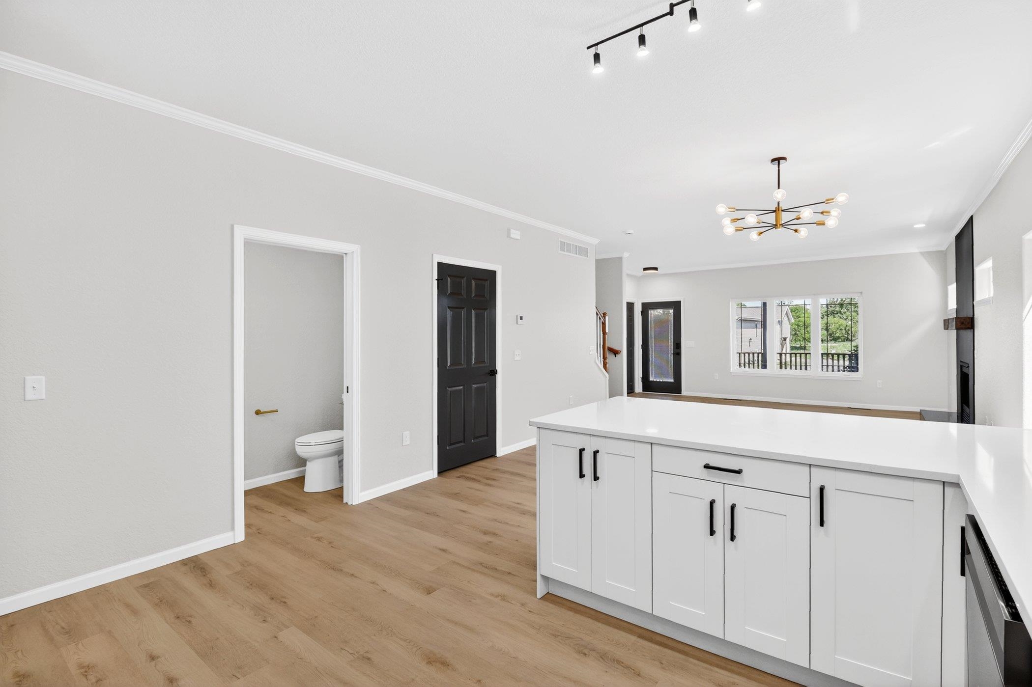 8141 Blakton Road Madison, WI 53719 - Photo 6 of 15