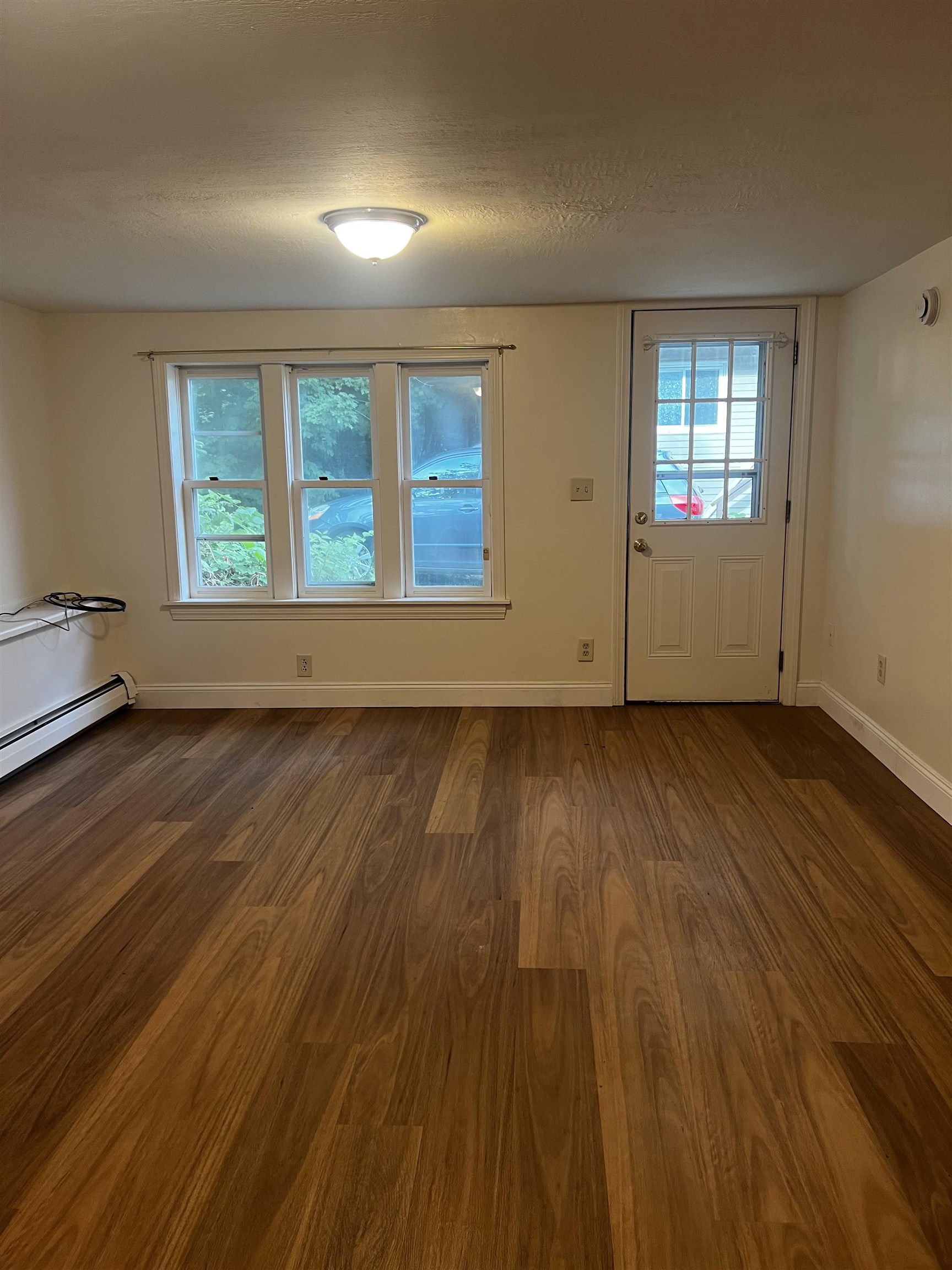 65 Washington Street Conway, NH 03818 - Photo 2 of 7