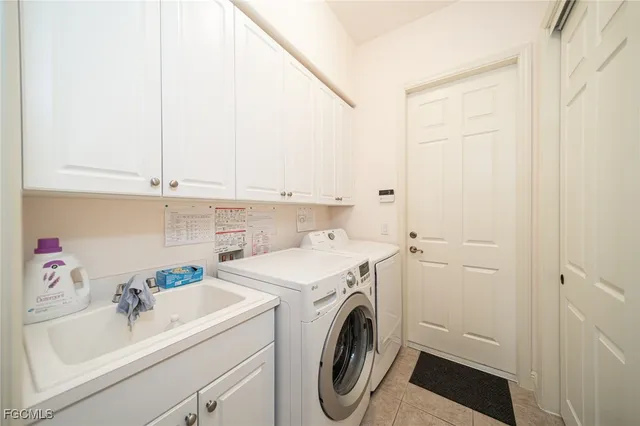 $3,500 | 118 Southeast 23rd Place, Cape Coral, FL 33990