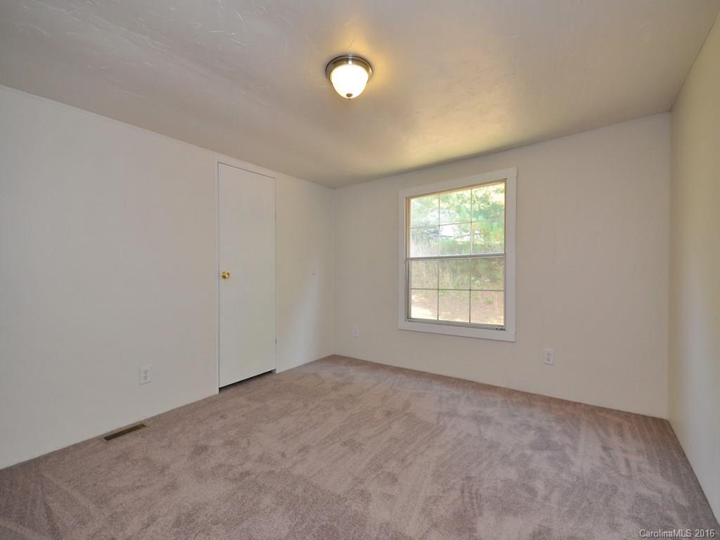 29 Star Road Marshall, NC 28753 - Photo 6 of 14 Gallery Image 6