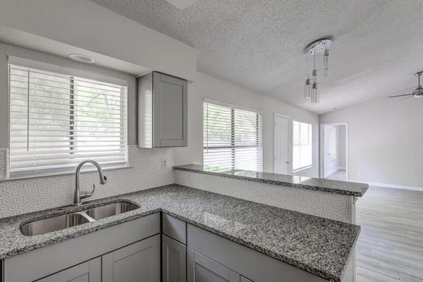 $1,995 | 3401 Larkspur Way, Cedar Park, TX 78613