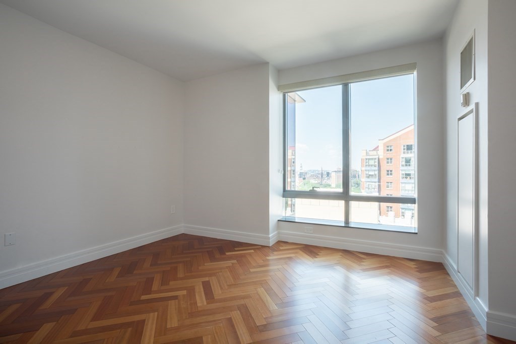1 Avery Street, Unit 17A Boston, MA 02111 - Photo 15 of 19