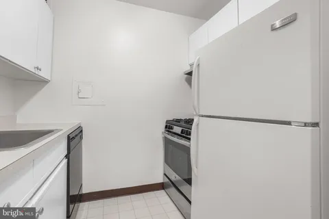 $245,000 | 2030 F Street Northwest, Unit 206, Washington, DC 20006