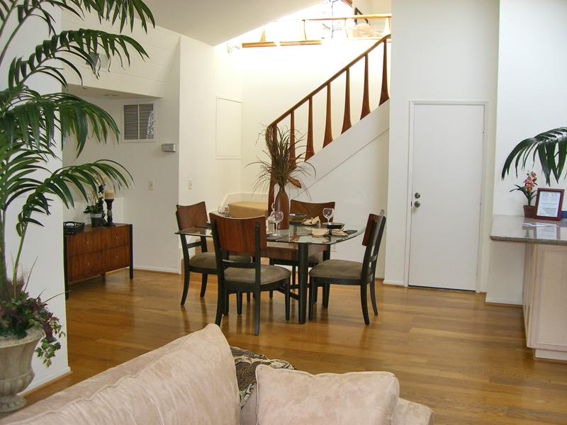 424 Seaview Road Santa Barbara, CA 93108 - Photo 4 of 6 Dining Room 2