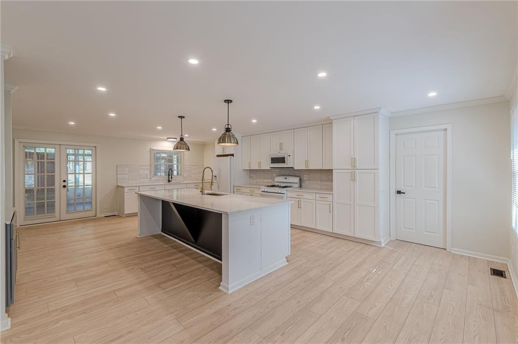 3121 Cascade Road Atlanta, GA 30311 - Photo 12 of 61