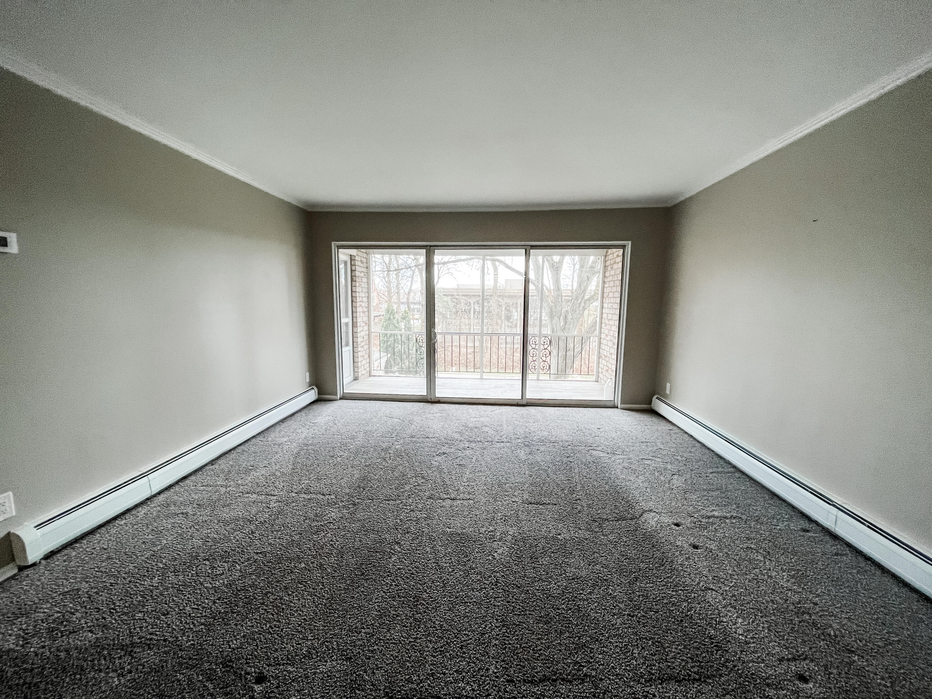 1745 Tiverton Road, Unit 19 Bloomfield Hills, MI 48304 - Photo 8 of 18 IMG_4140