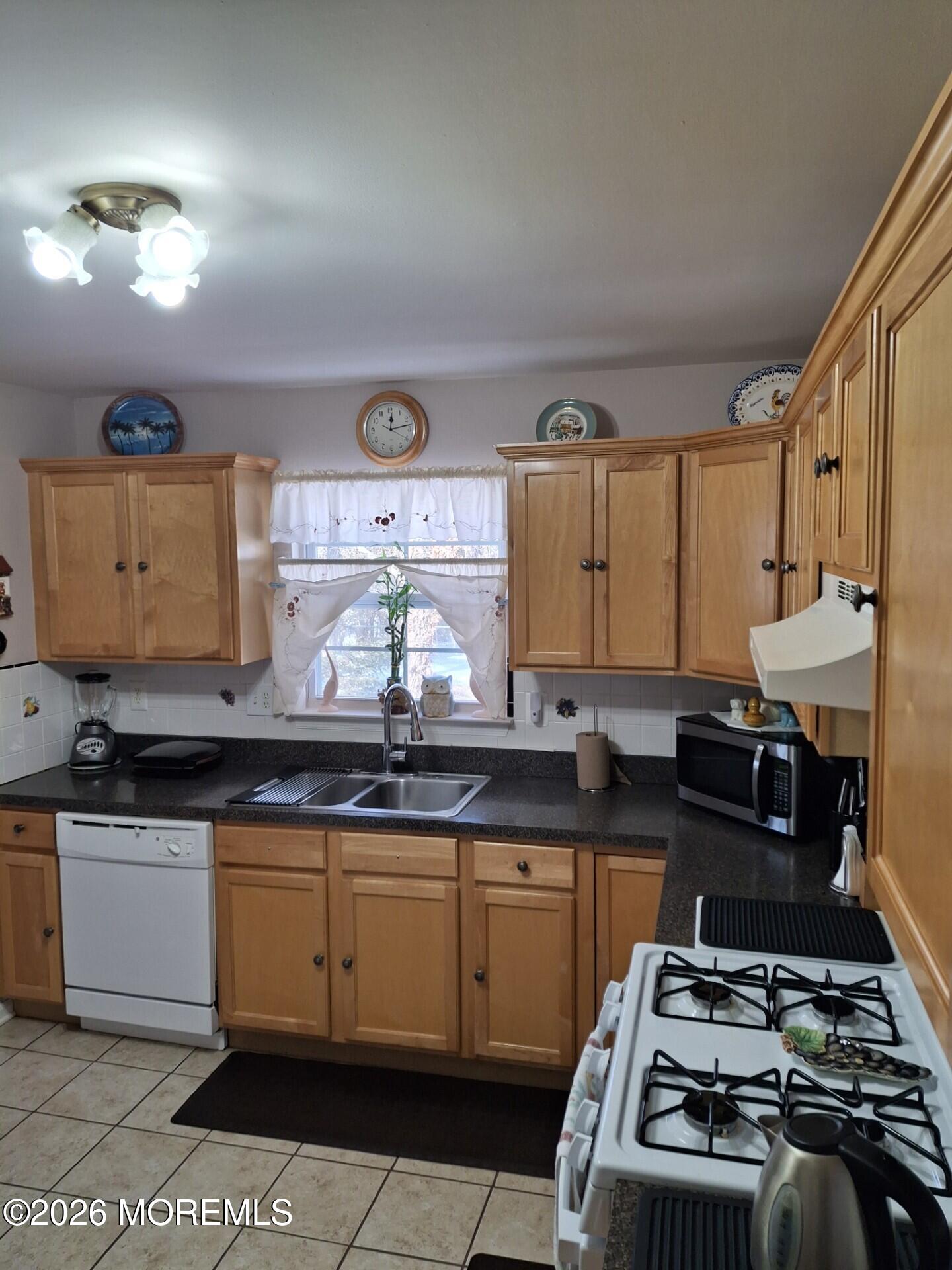 1209 2nd Avenue Toms River, NJ 08757 - Photo 8 of 18 1209 2nd Ave PLP Kit 1