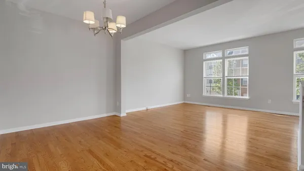 $3,300 | 4724 Hanrahan Place, Alexandria, VA 22309