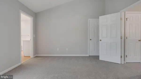 $3,300 | 4724 Hanrahan Place, Alexandria, VA 22309