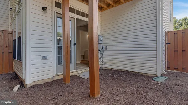 $3,300 | 4724 Hanrahan Place, Alexandria, VA 22309