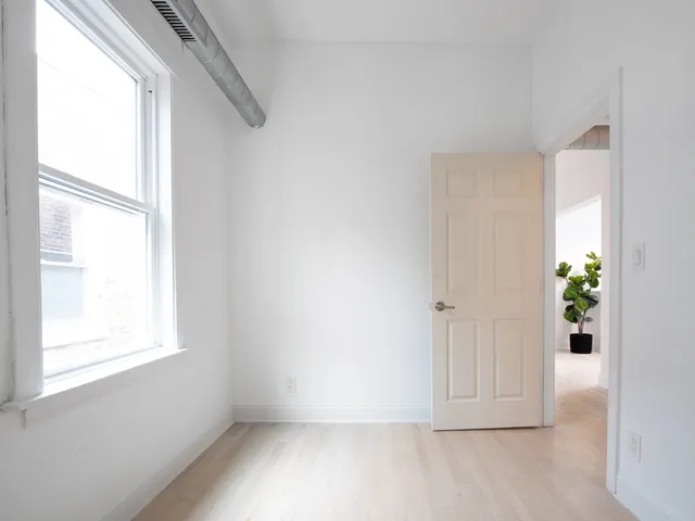 $650,000 | 3306 West Le Moyne Street, Chicago, IL 60651