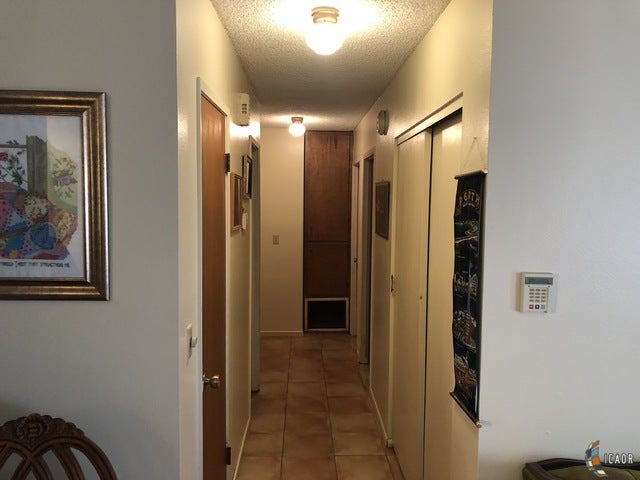 268 West Lancaster Road El Centro, CA 92243 - Photo 14 of 32 Gallery Image 14