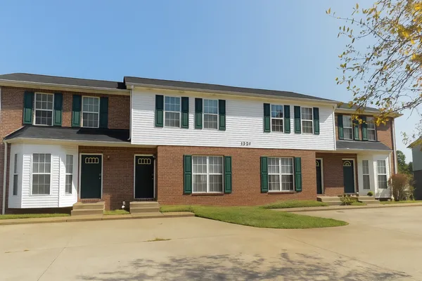 $975 | 1232 Parkway Place, Unit A, Clarksville, TN 37042