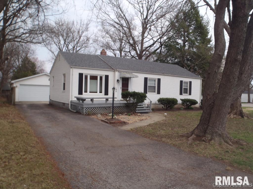 2043 East Buchanan Street Springfield, IL 62703 - Photo 15 of 16