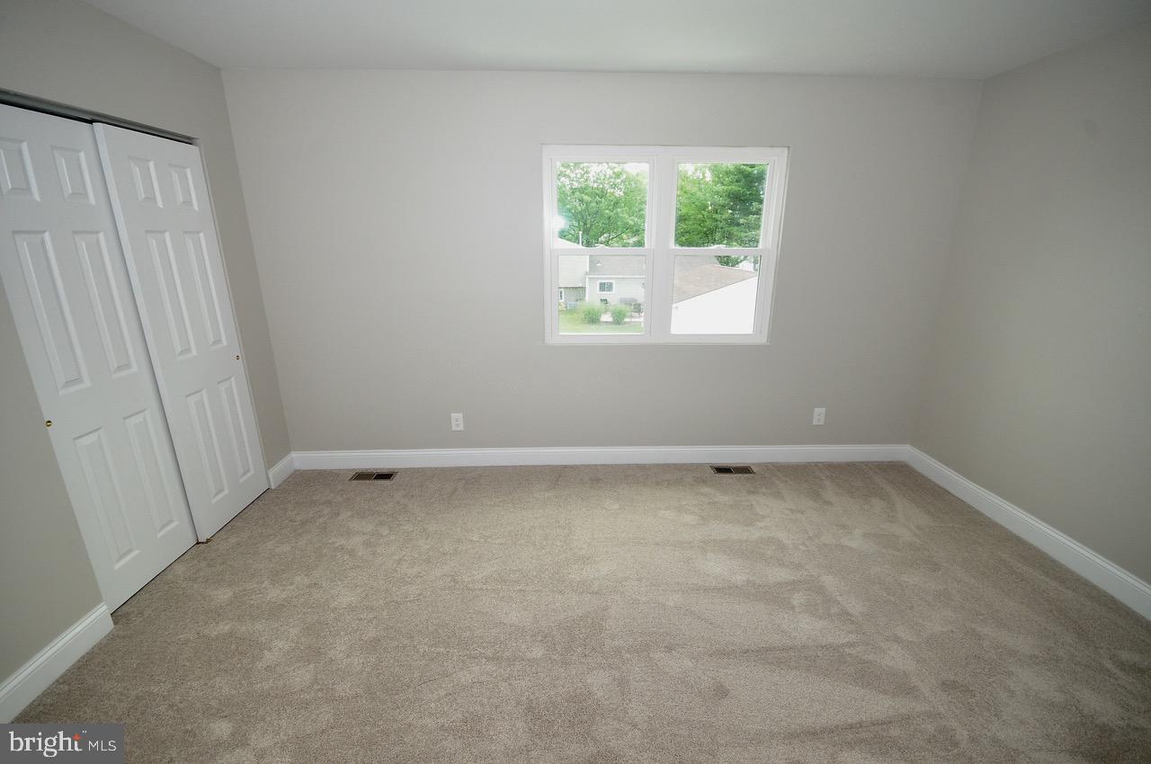 21 Uranus Road Sewell, NJ 08080 - Photo 14 of 18 Gallery Image 14