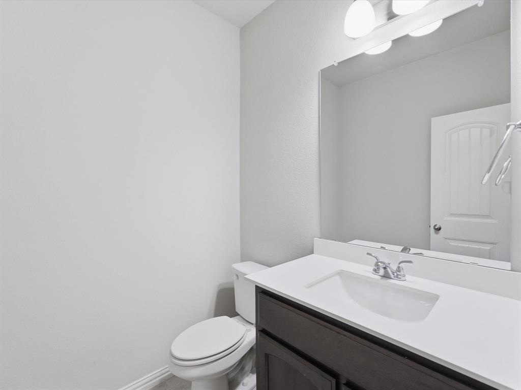 812 Taliaferro Trail Springtown, TX 76082 - Photo 14 of 33