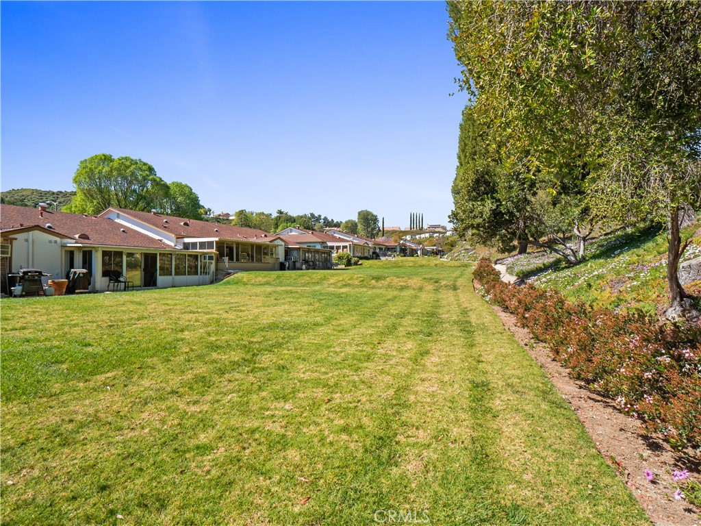 19401 Oak Crossing Road Newhall, CA 91321 - Photo 25 of 47
