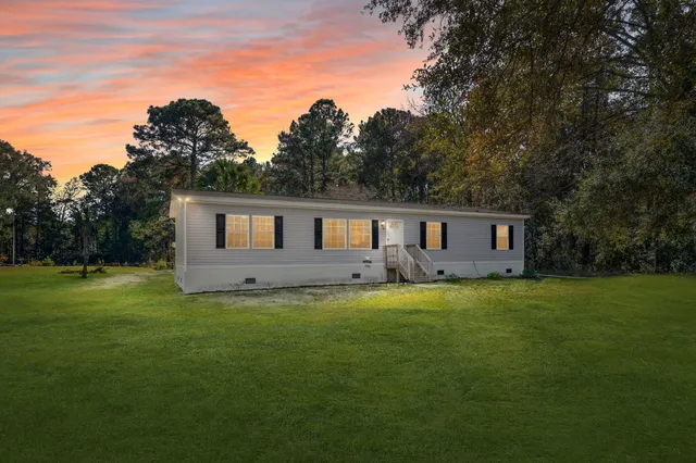 $420,000 | 7687 Highway 162, Hollywood, SC 29449