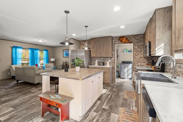 $410,000 | 7687 Highway 162, Hollywood, SC 29449