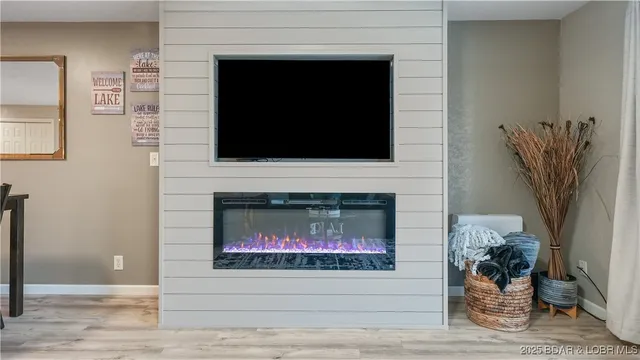 $295,000 | 611 Lazy Days Road, Unit V6, Osage Beach, MO 65065