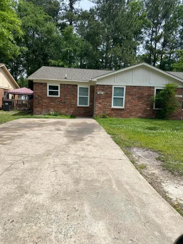 $1,475 | 342 Dorchester Manor Boulevard, Unit B, North Charleston, SC 29420