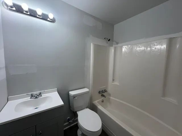 $1,475 | 342 Dorchester Manor Boulevard, Unit B, North Charleston, SC 29420