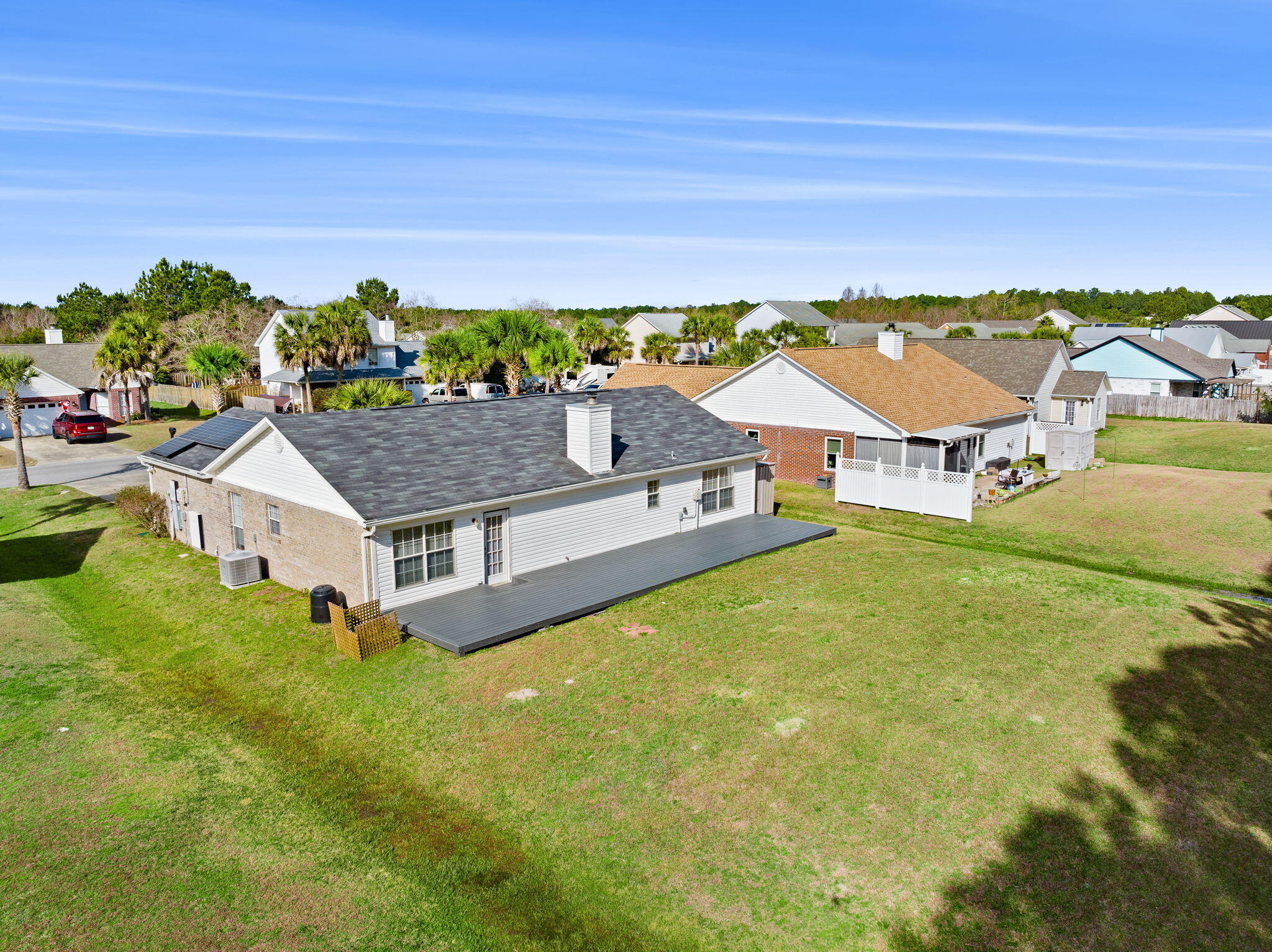 88 Tropical Way Freeport, FL 32439 - Photo 23 of 31 33-web-or-mls-88 Tropical Way -33