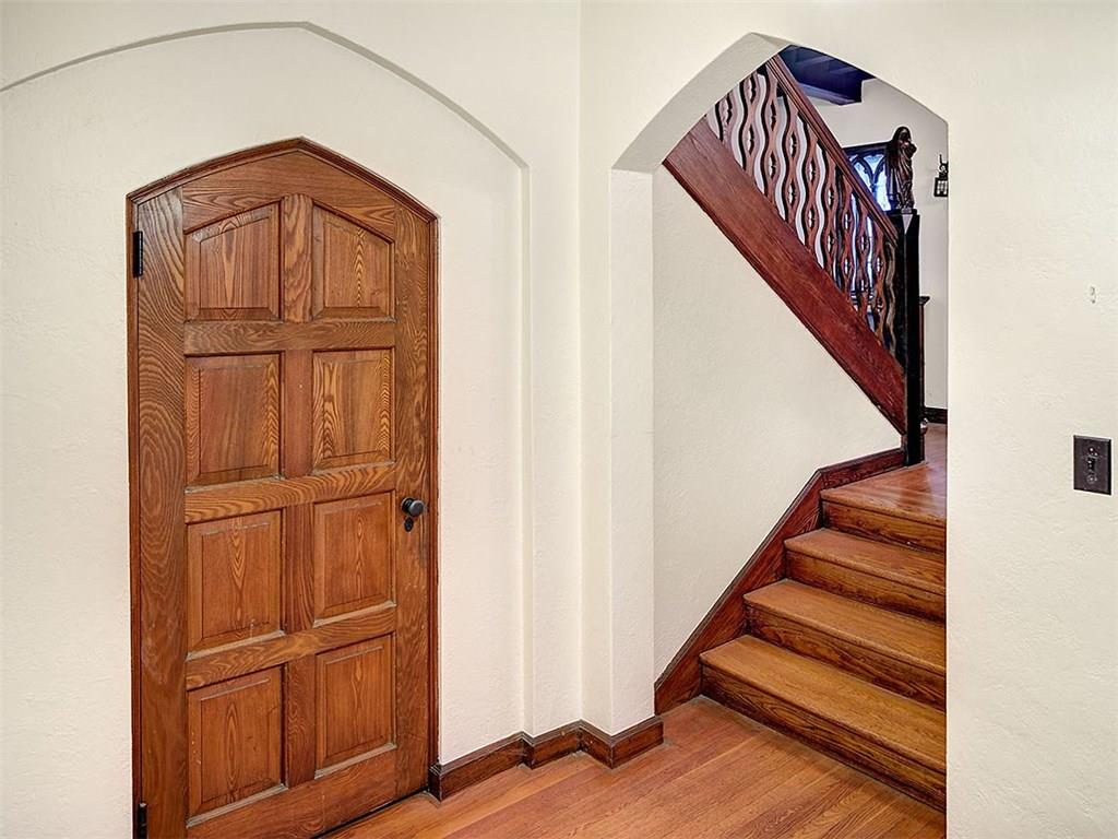 Foyer. Coat closet and powder room are behind the door.