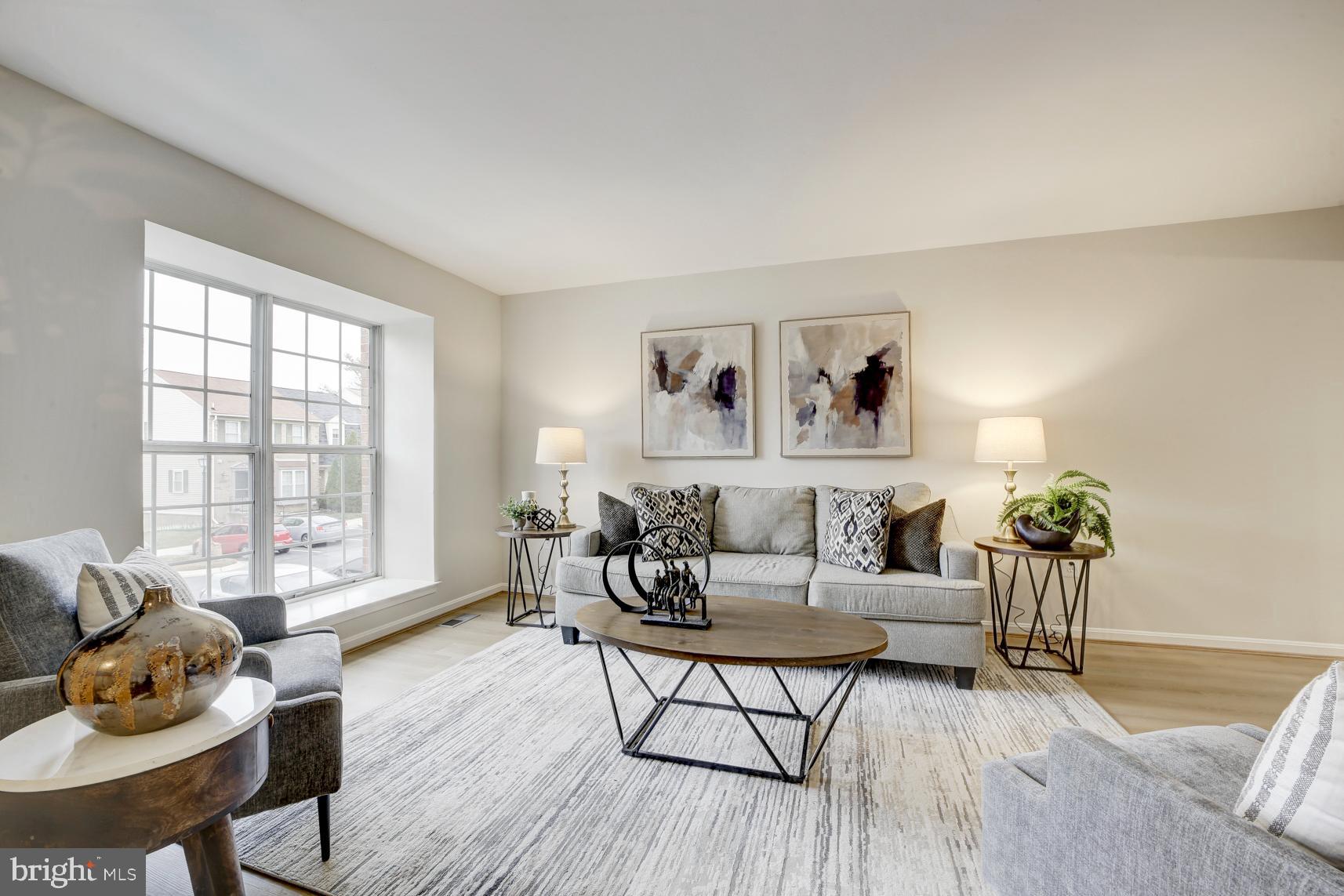 10320 Castlehedge Terrace Silver Spring, MD 20902 - Photo 5 of 34