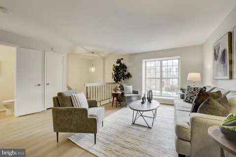 $518,500 | 10320 Castlehedge Terrace, Silver Spring, MD 20902