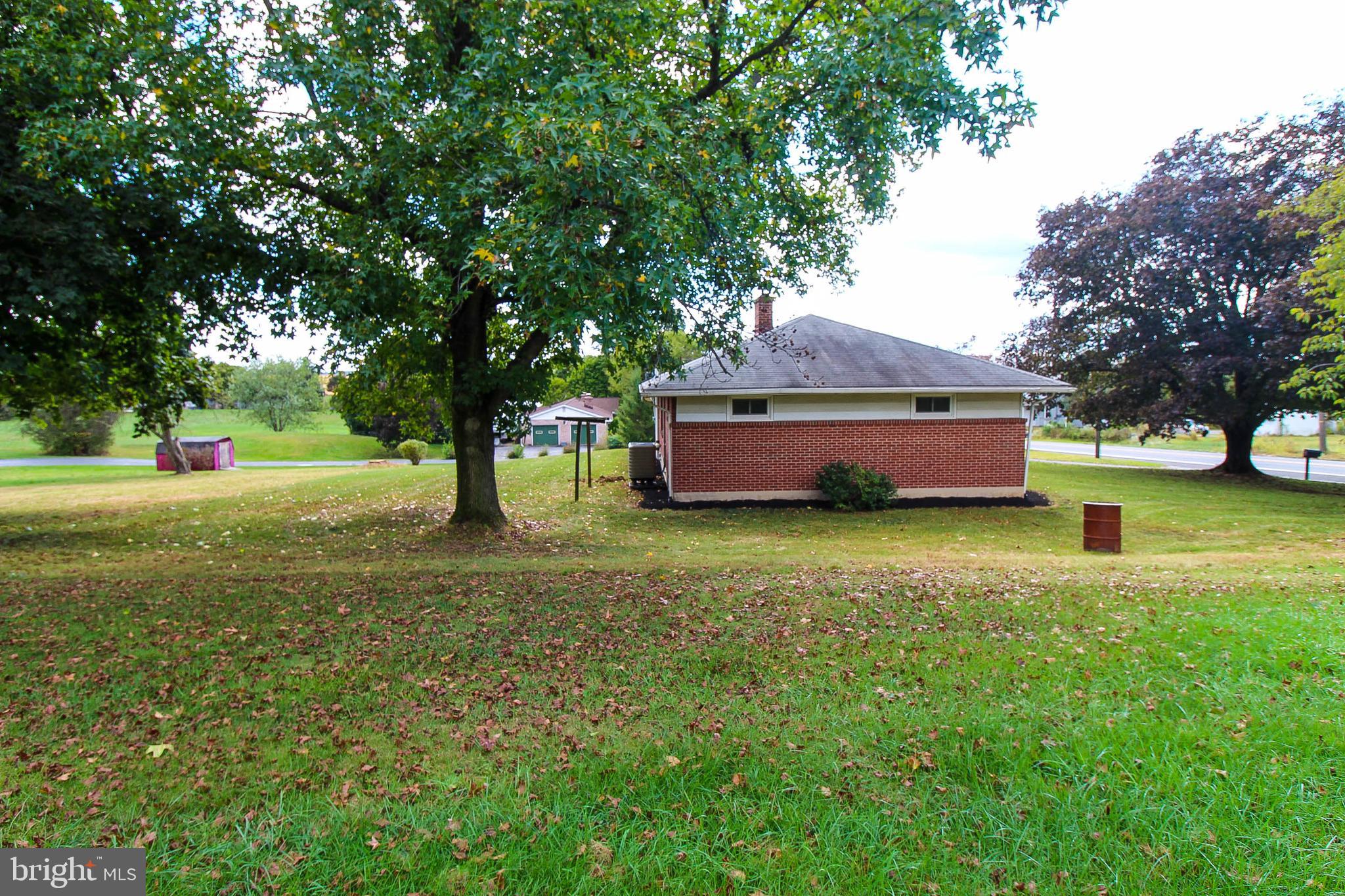 1718 Laudermilch Road Palmyra, PA 17078 - Photo 3 of 25 Gallery Image 3