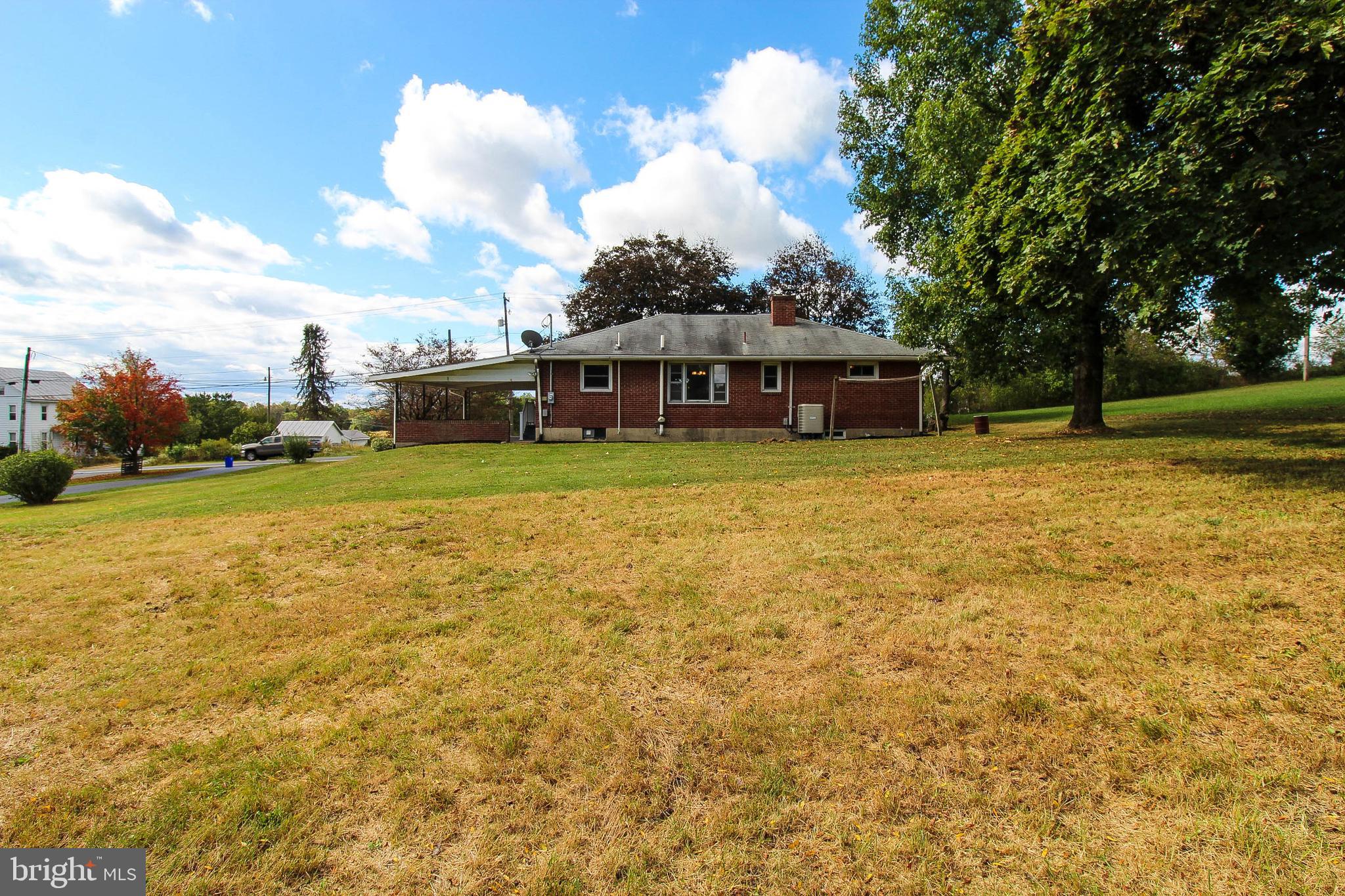 1718 Laudermilch Road Palmyra, PA 17078 - Photo 4 of 25 Gallery Image 4