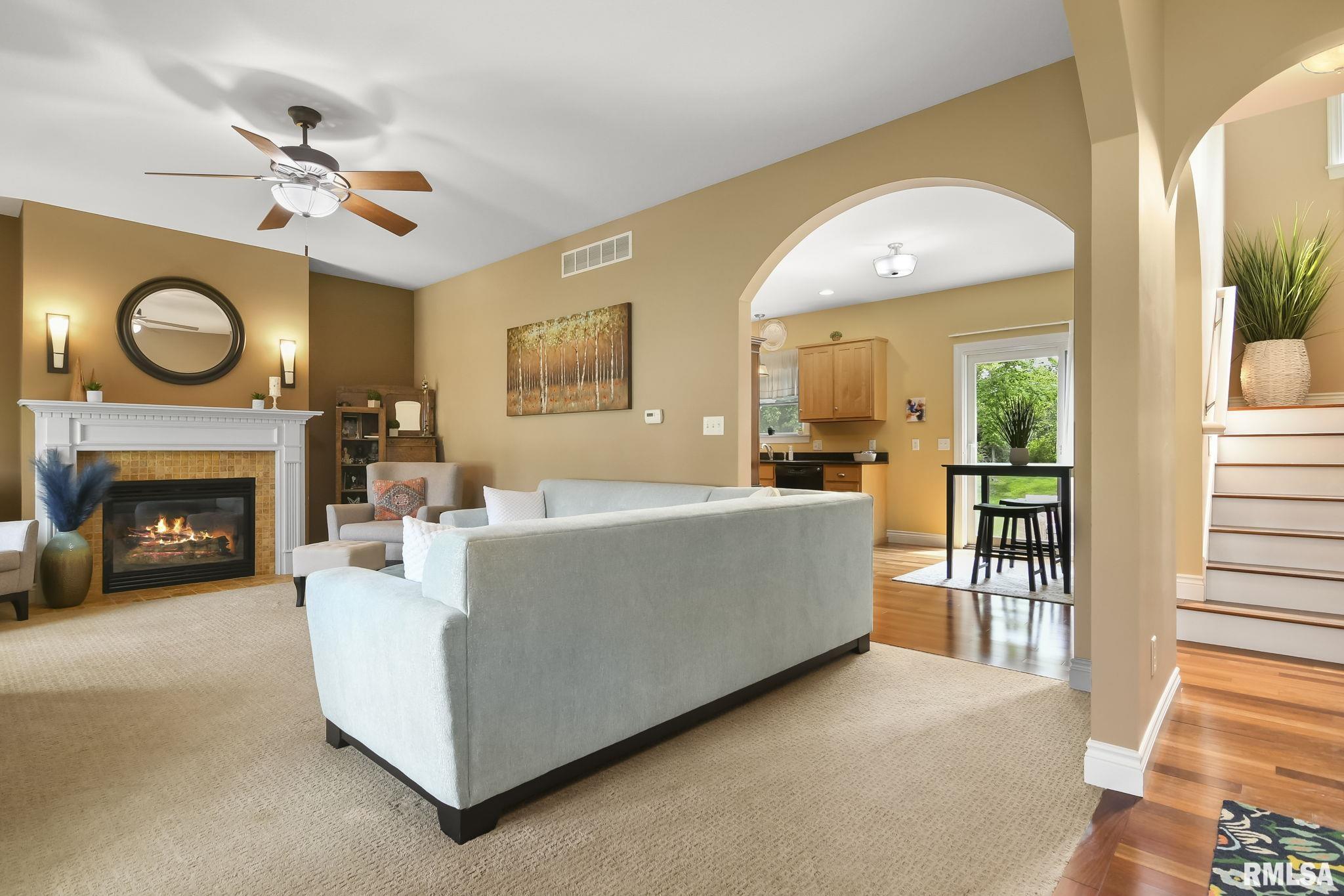1604 Hoechester Road Springfield, IL 62712 - Photo 8 of 37