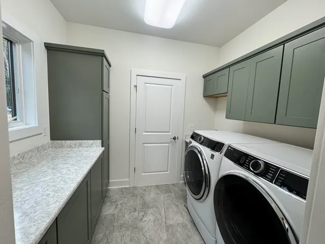 $730,000 | 5570 Golf Club Road, Howell, MI 48843