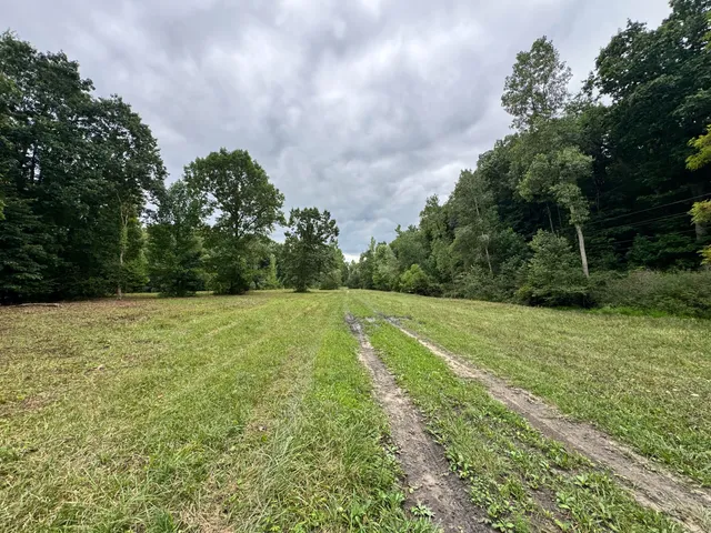 $730,000 | 5570 Golf Club Road, Howell, MI 48843