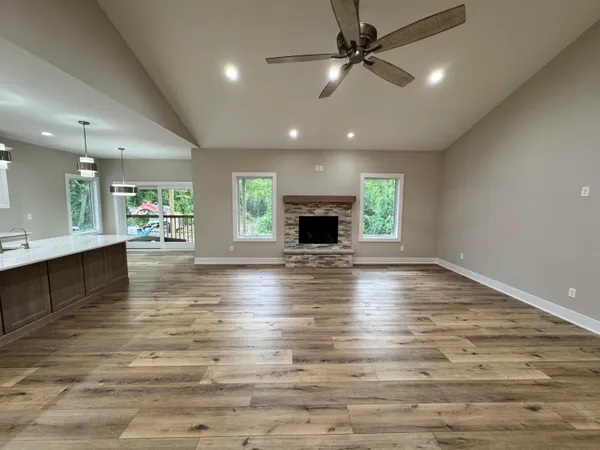 $730,000 | 5570 Golf Club Road, Howell, MI 48843