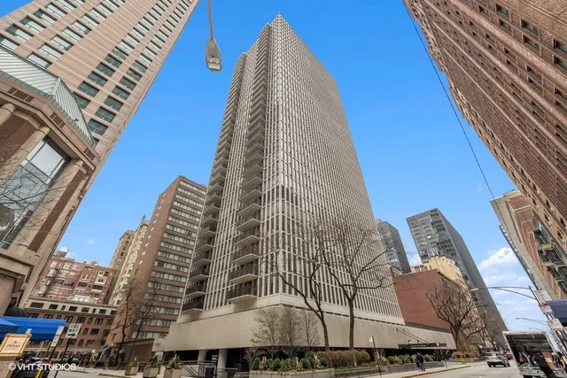 $2,800 | 200 East Delaware Place, Unit 4B, Chicago, IL 60611