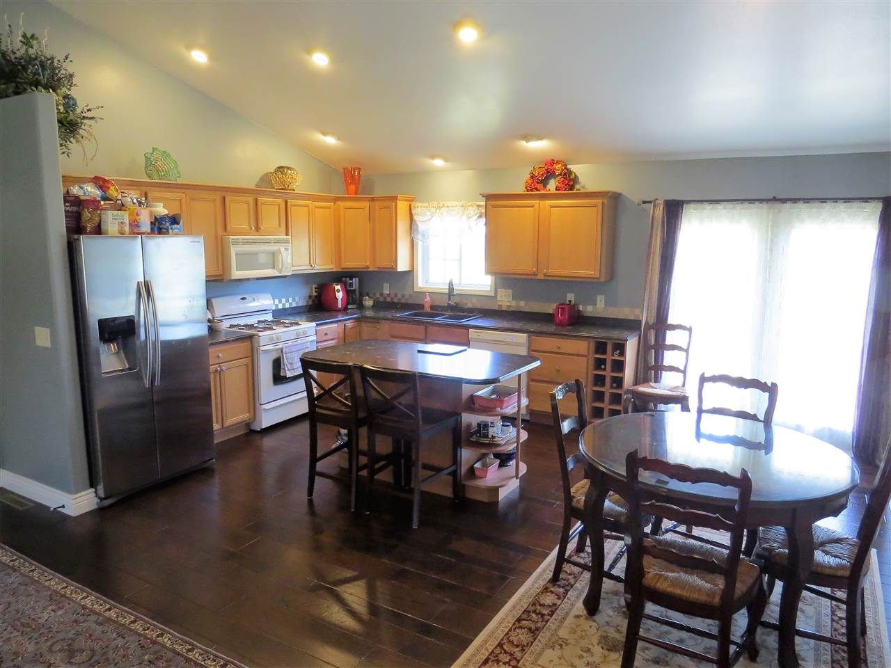 18805 Red Cedar Road New Paris, IN 46553 - Photo 2 of 17 Gallery Image 2
