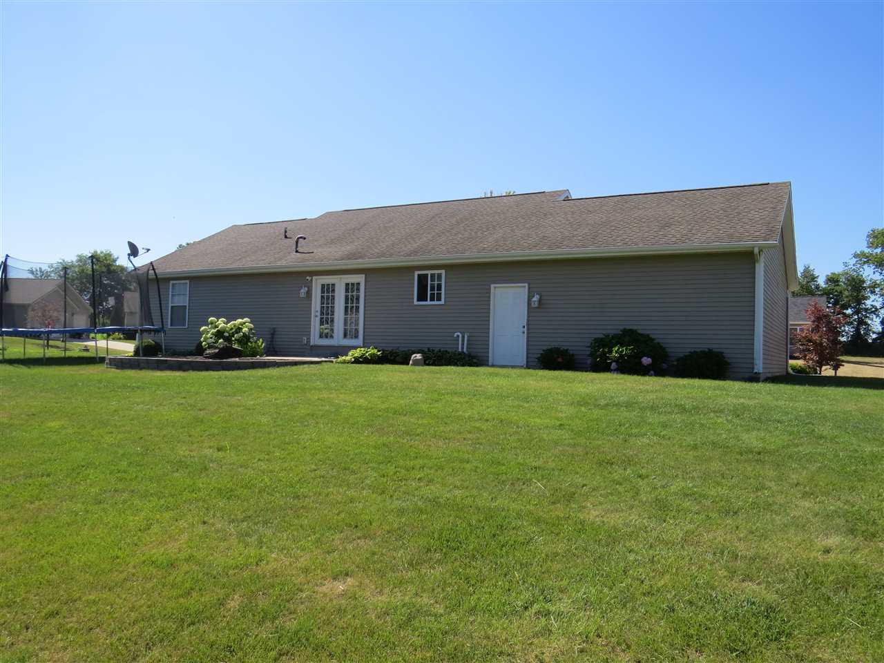 18805 Red Cedar Road New Paris, IN 46553 - Photo 14 of 17 Gallery Image 14