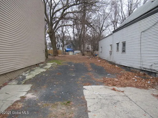 $12,000 | 602 Livingston Avenue, Albany, NY 12206
