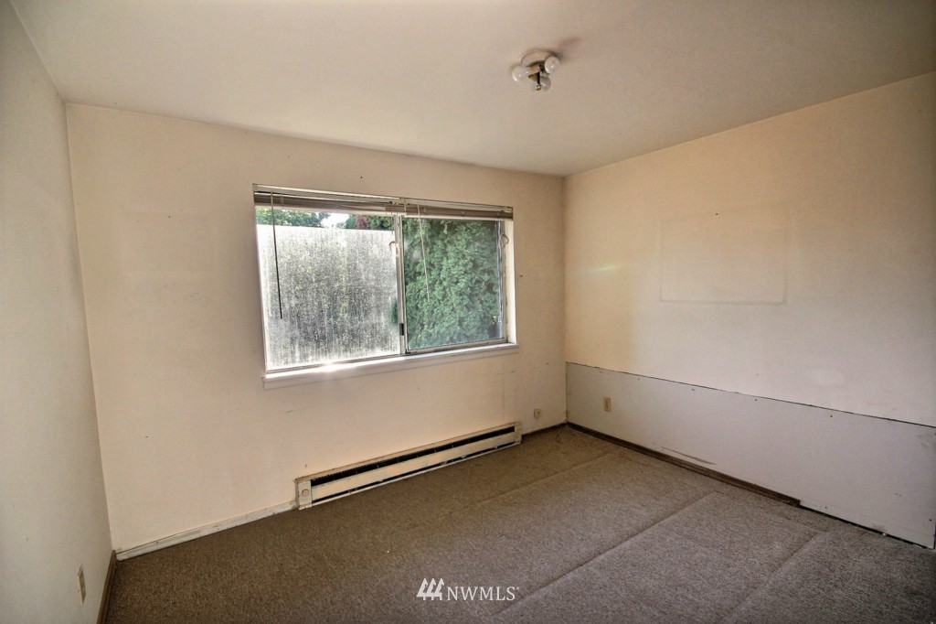 859 Pierce Avenue Northeast Renton, WA 98056 - Photo 15 of 25 Gallery Image 15