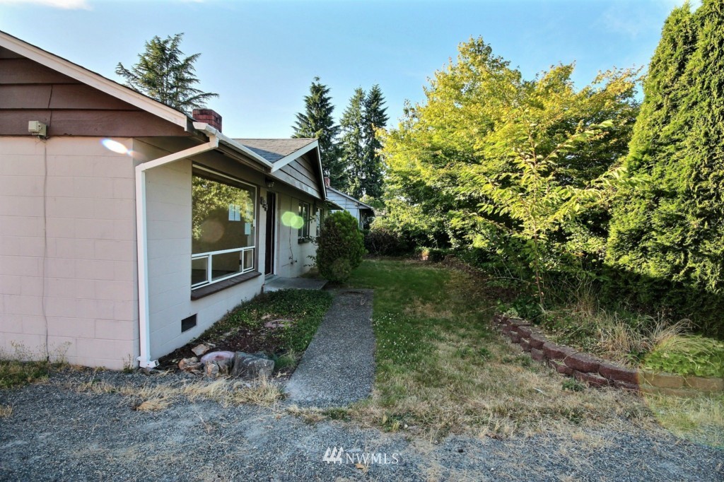 859 Pierce Avenue Northeast Renton, WA 98056 - Photo 19 of 25 Gallery Image 19