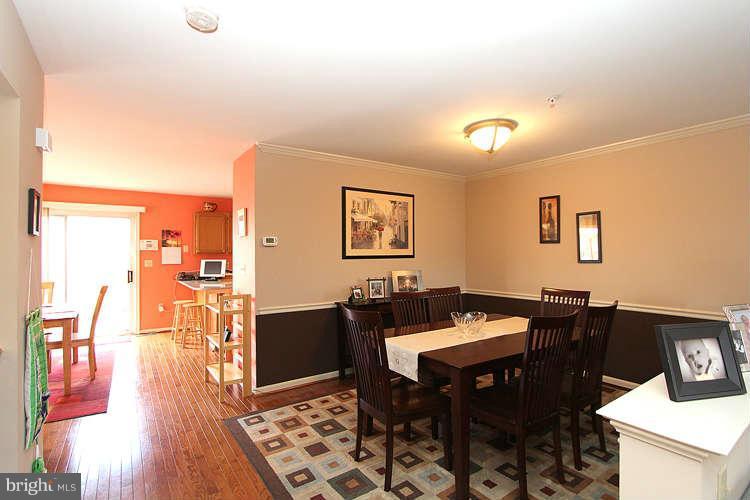 1800 Locust Grove Road Silver Spring, MD 20910 - Photo 13 of 30 Dining Room