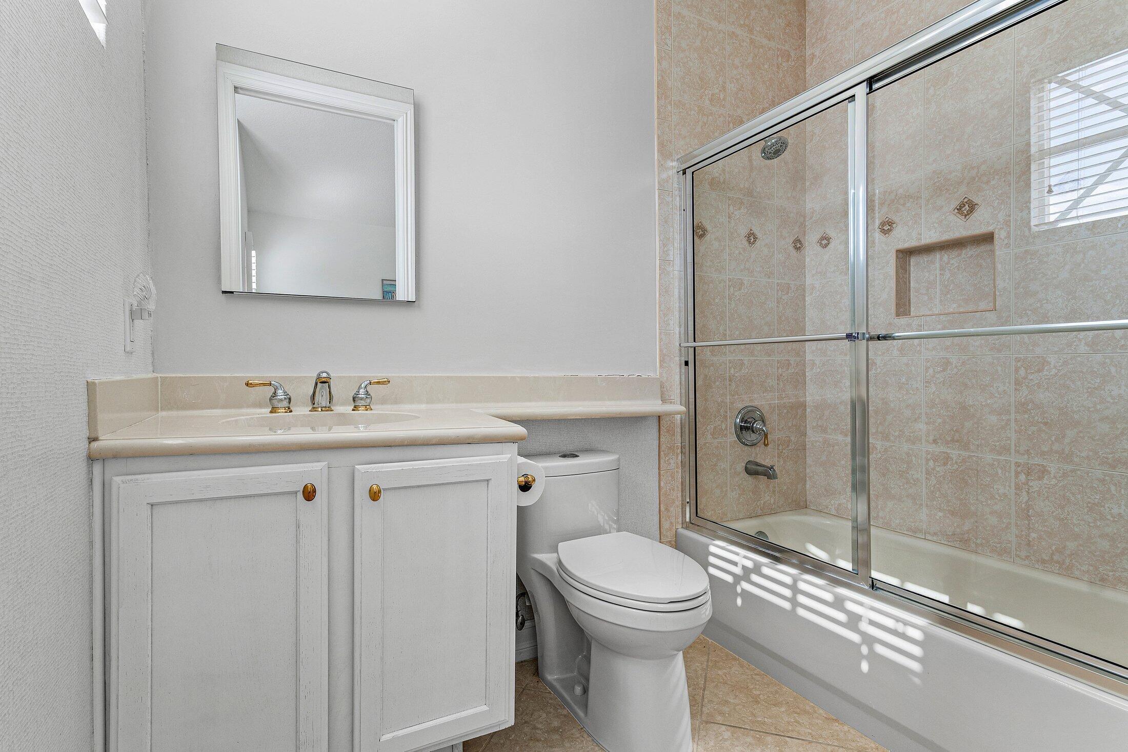 6309 Graycliff Drive, Unit C Boca Raton, FL 33496 - Photo 18 of 80 2nd Bathroom
