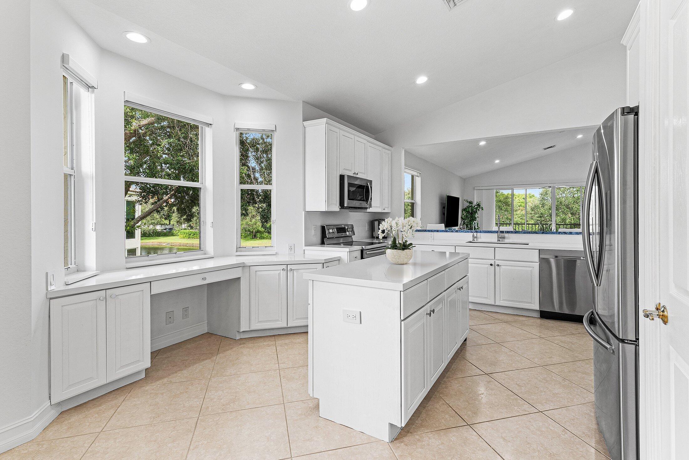 6309 Graycliff Drive, Unit C Boca Raton, FL 33496 - Photo 7 of 80 Kitchen