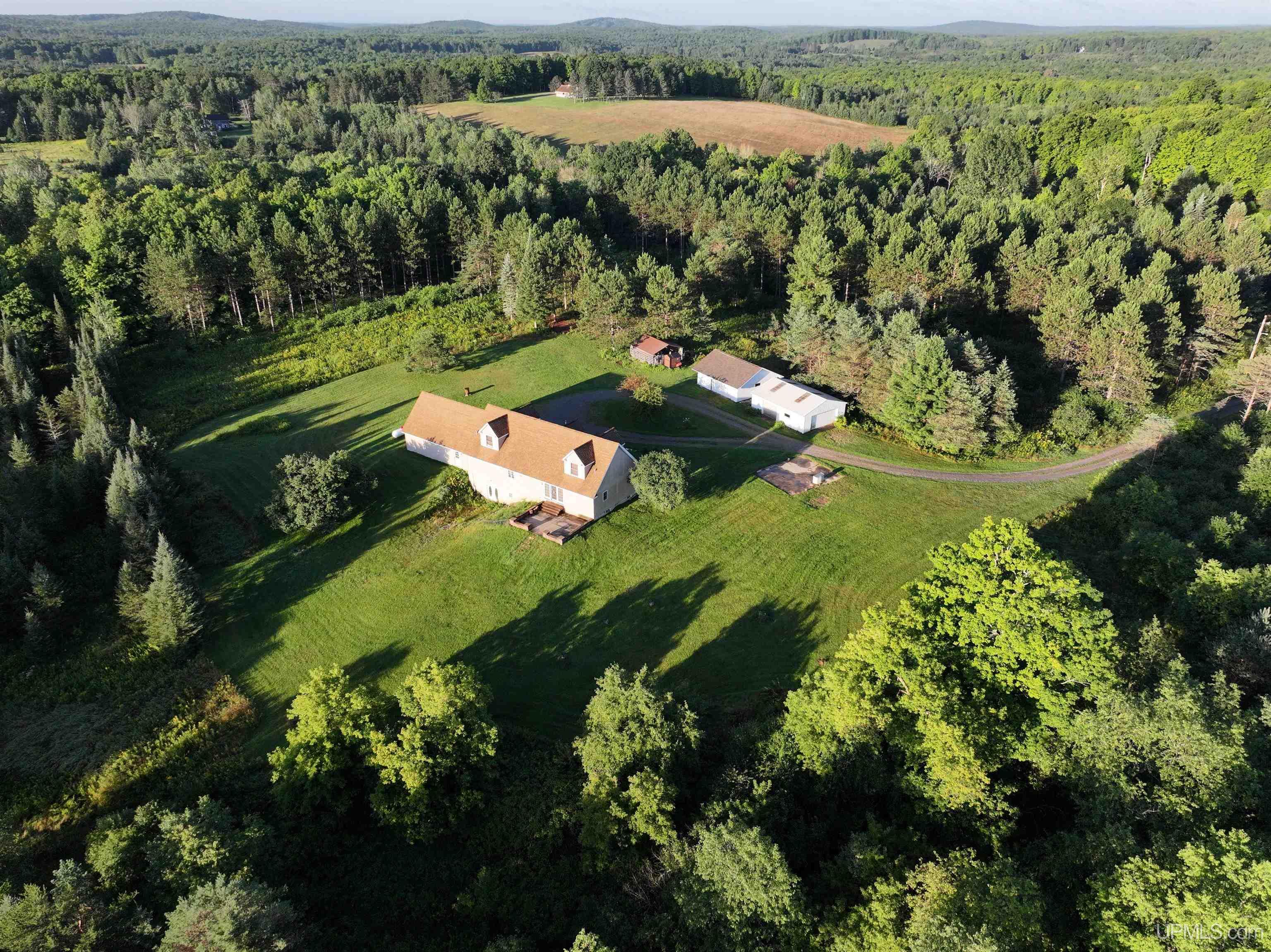 125 Baumgartner Road Iron River, MI 49935 - Photo 12 of 91 Gallery Image 12